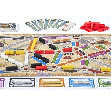 Ticket to Ride Berlijn Nederlands open gelegd